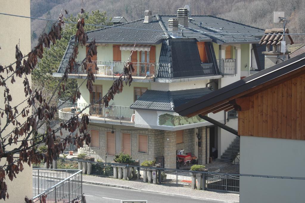 Goccia Di Resina #Sharingorobie Apartman Serina  Kültér fotó