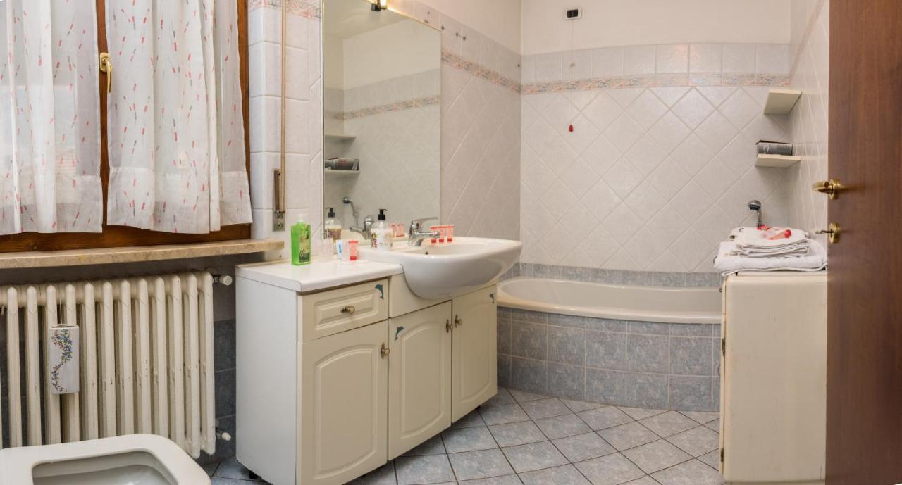 Goccia Di Resina #Sharingorobie Apartman Serina  Kültér fotó