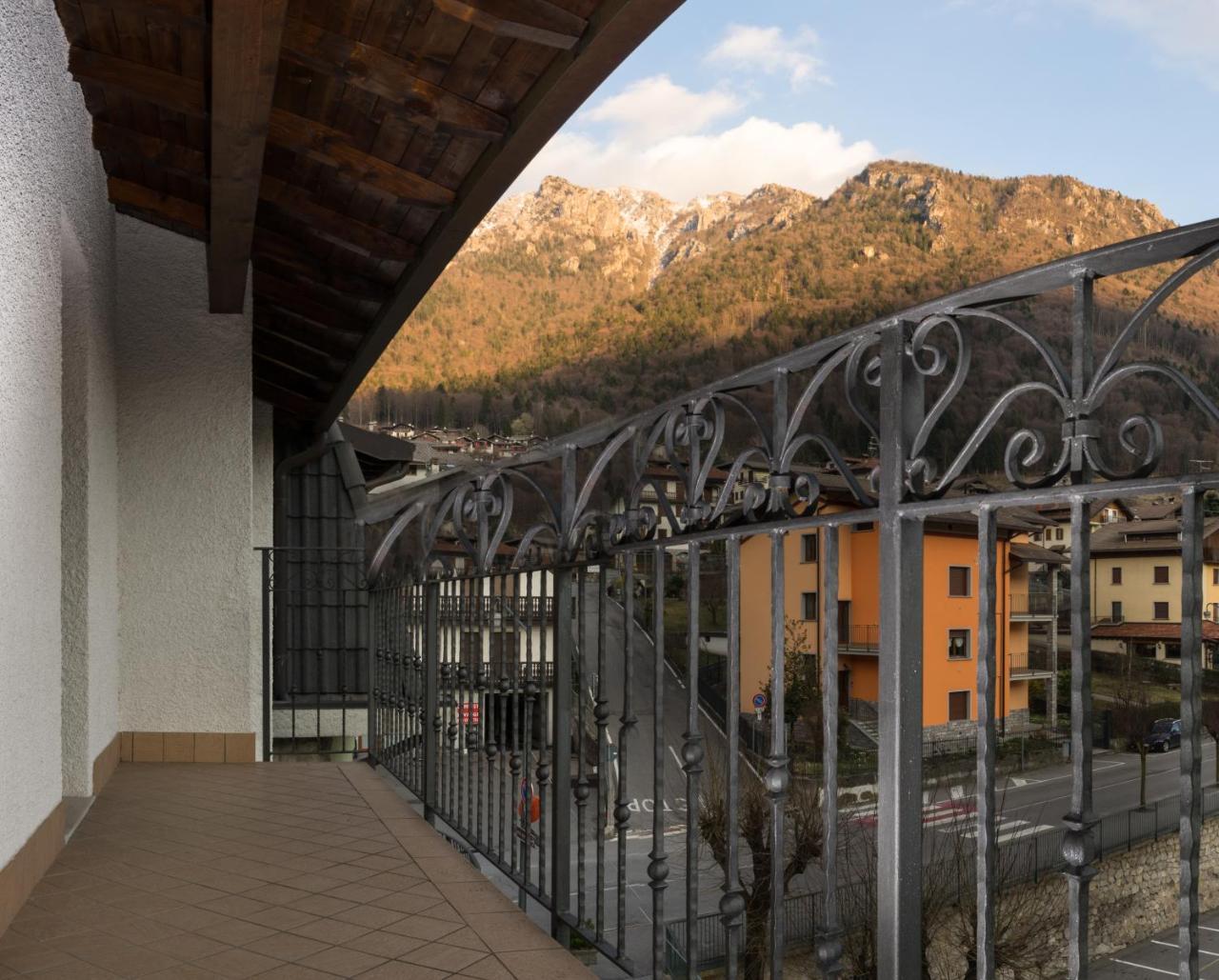 Goccia Di Resina #Sharingorobie Apartman Serina  Kültér fotó