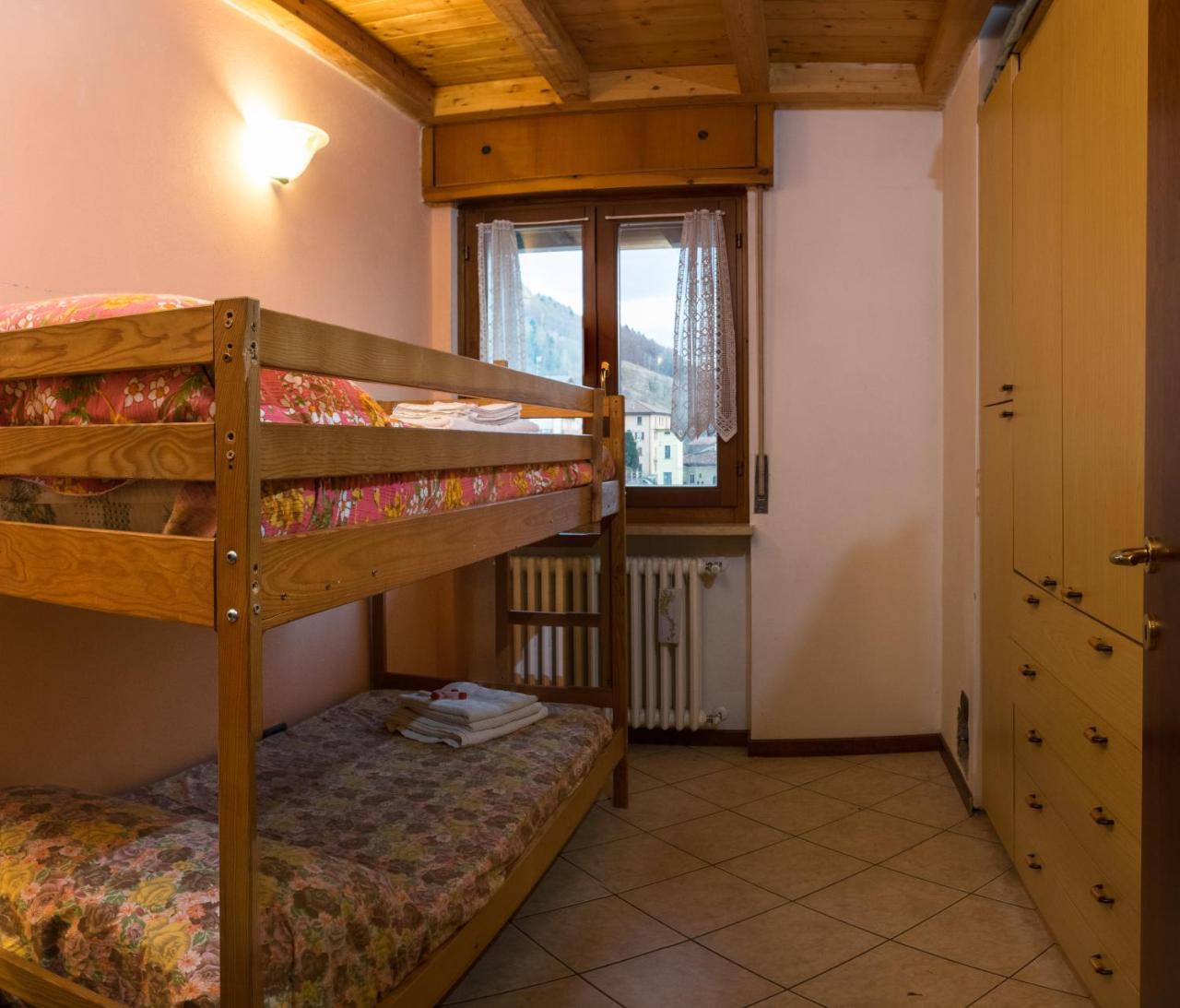 Goccia Di Resina #Sharingorobie Apartman Serina  Kültér fotó