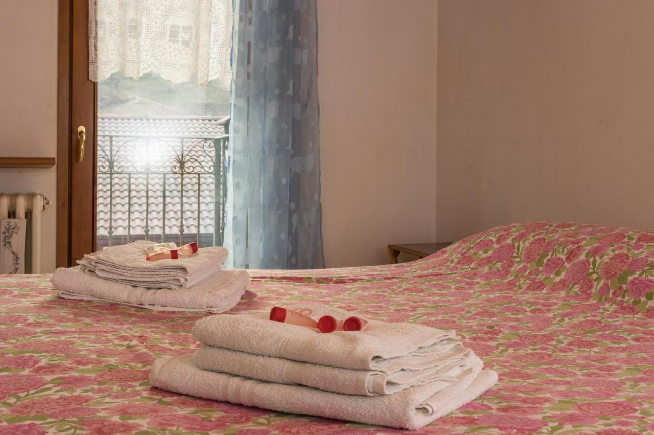 Goccia Di Resina #Sharingorobie Apartman Serina  Kültér fotó